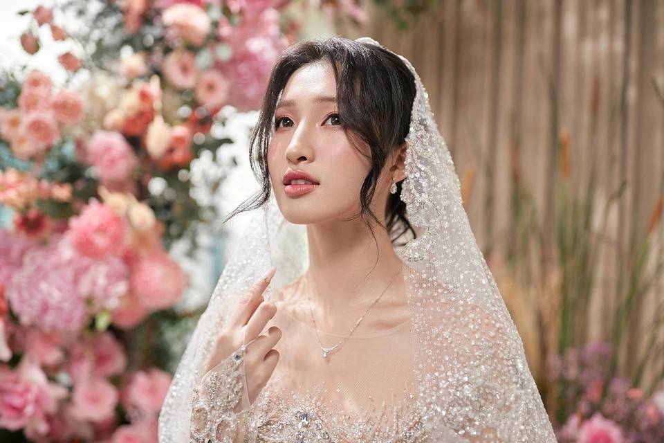 Á hậu Phương Nhi sở hữu bao nhiêu vốn tại công ty nhà chồng?