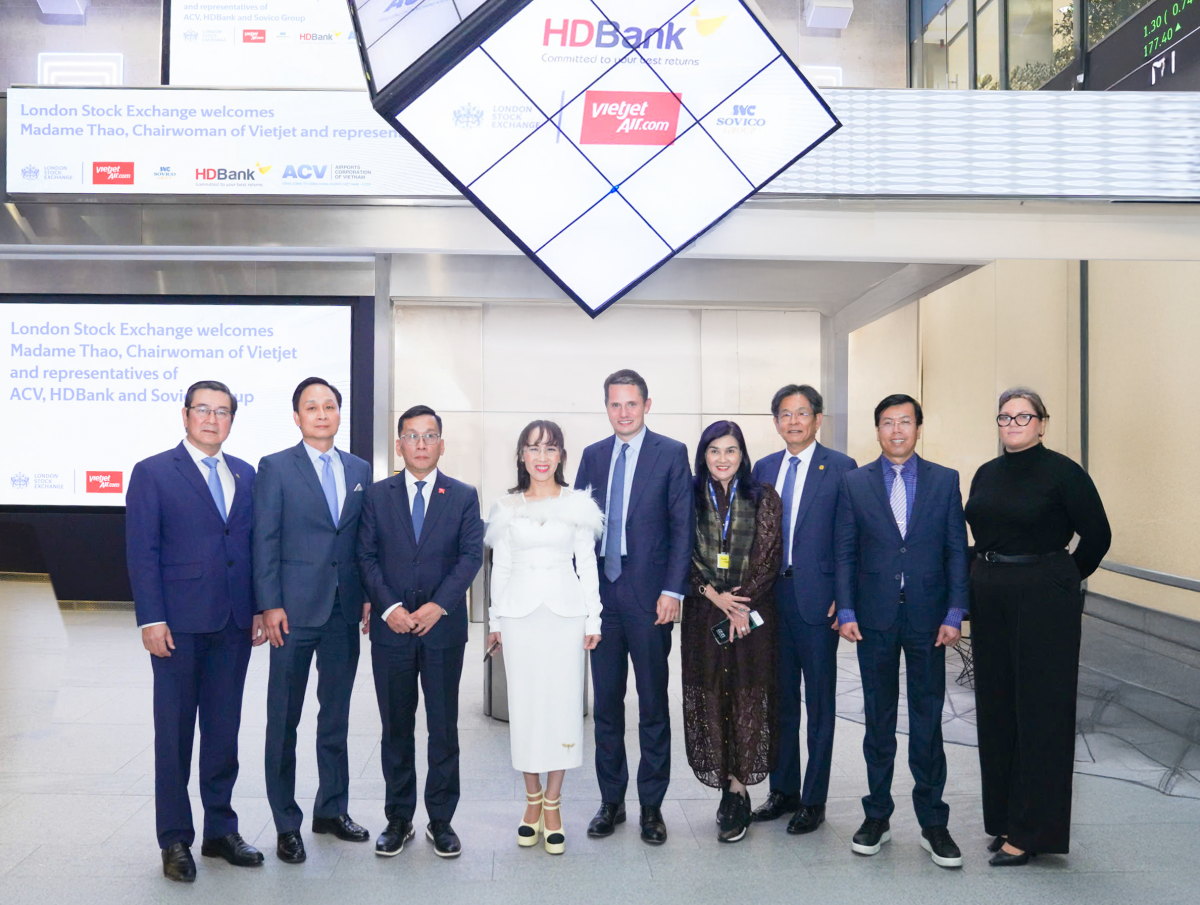 Lãnh đạo HDBank thăm và làm việc tại Sở giao dịch chứng khoán London Lãnh đạo HDBank thăm và làm việc tại Sở giao dịch chứng khoán London