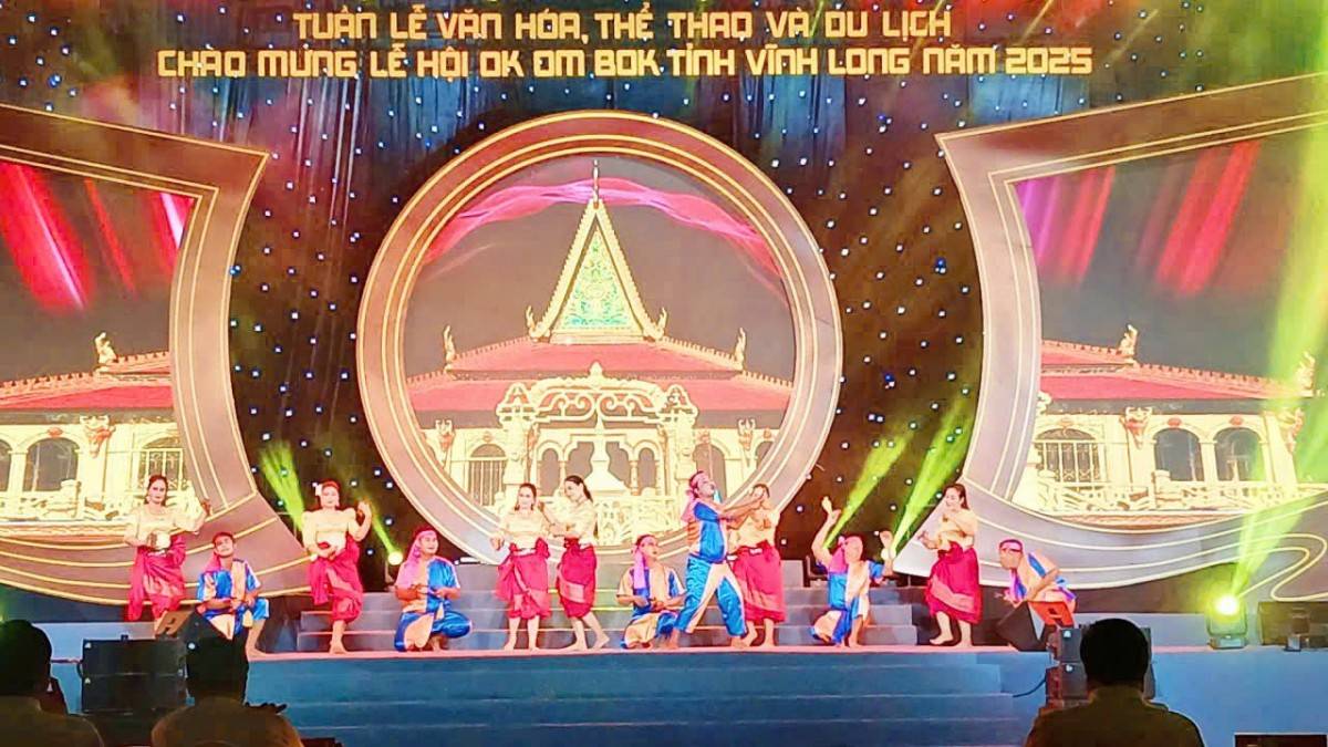Vĩnh Long: Khai mạc tuần lễ văn hóa – thể thao – du lịch chào mừng Lễ hội Ok Om Bok Vĩnh Long: Khai mạc tuần lễ văn hóa – thể thao – du lịch chào mừng Lễ hội Ok Om Bok