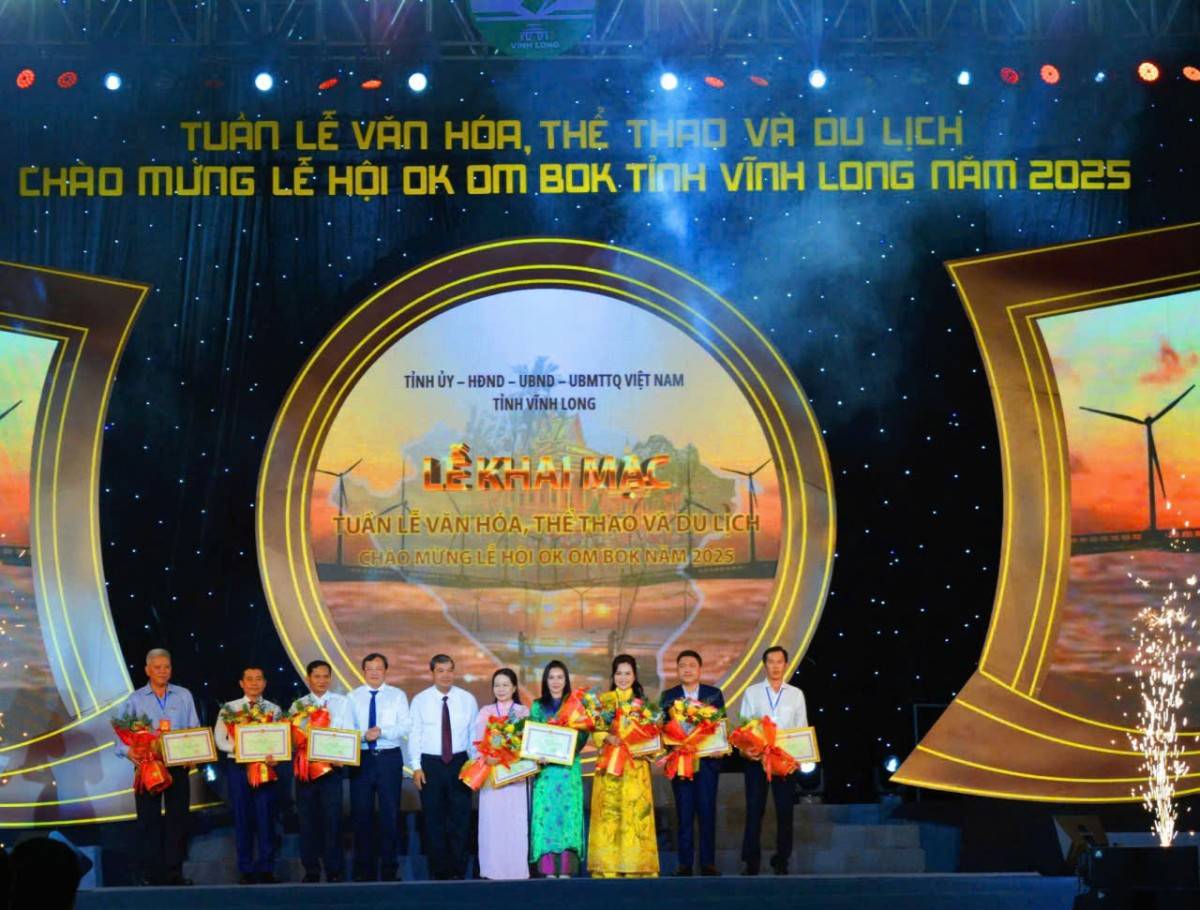 Vĩnh Long: Khai mạc tuần lễ văn hóa – thể thao – du lịch chào mừng Lễ hội Ok Om Bok Vĩnh Long: Khai mạc tuần lễ văn hóa – thể thao – du lịch chào mừng Lễ hội Ok Om Bok