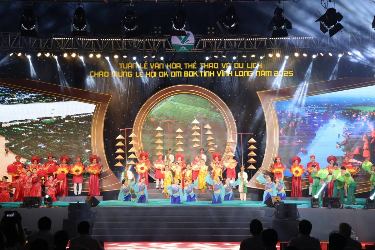 Vĩnh Long: Khai mạc tuần lễ văn hóa – thể thao – du lịch chào mừng Lễ hội Ok Om Bok Vĩnh Long: Khai mạc tuần lễ văn hóa – thể thao – du lịch chào mừng Lễ hội Ok Om Bok