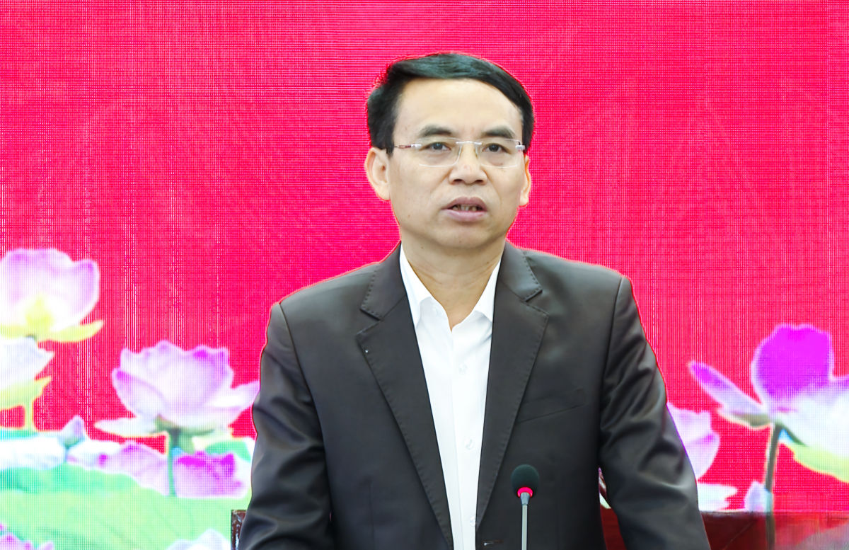 Sơn La giải ngân 3.493 tỷ đồng vốn đầu tư công, đạt 49,5% kế hoạch năm 2025 Sơn La giải ngân 3.493 tỷ đồng vốn đầu tư công, đạt 49,5% kế hoạch năm 2025