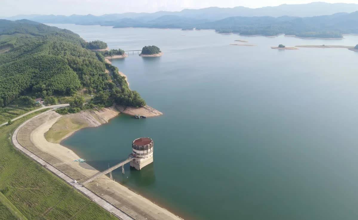 Hà Tĩnh đề nghị hỗ trợ 5.010 tỷ đồng cho 7 công trình chống thiên tai