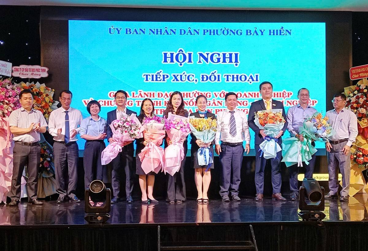 Phường Bảy Hiền (TP. Hồ Chí Minh): Từ đối thoại đến hành động, tiên phong thúc đẩy kinh tế số cấp phường Phường Bảy Hiền (TP. Hồ Chí Minh): Từ đối thoại đến hành động, tiên phong thúc đẩy kinh tế số cấp phường