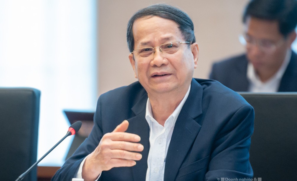 PGS. TS Ngô Trí Long: Cần đánh thuế giao dịch để tránh đầu cơ vàng