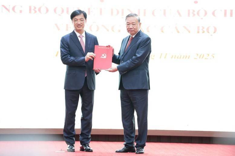 Ông Nguyễn Duy Ngọc giữ chức Bí thư Thành ủy Hà Nội