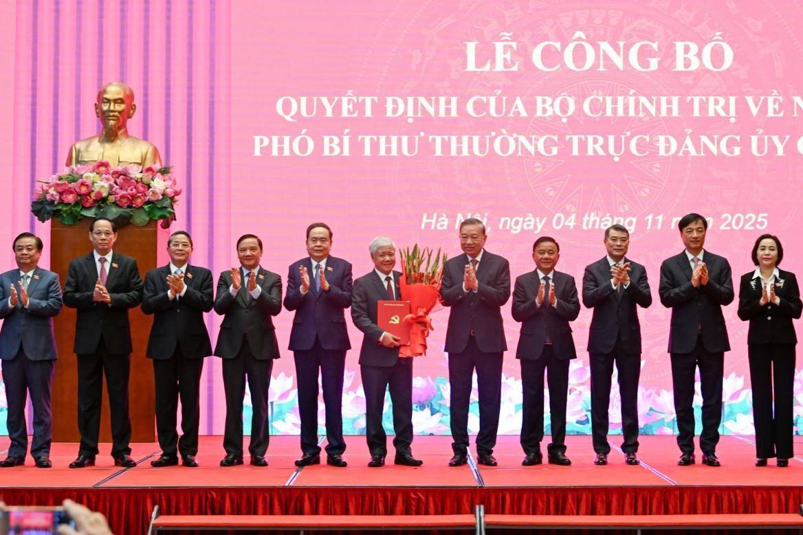 Đồng chí Đỗ Văn Chiến giữ chức Phó Bí thư Thường trực Đảng ủy Quốc hội