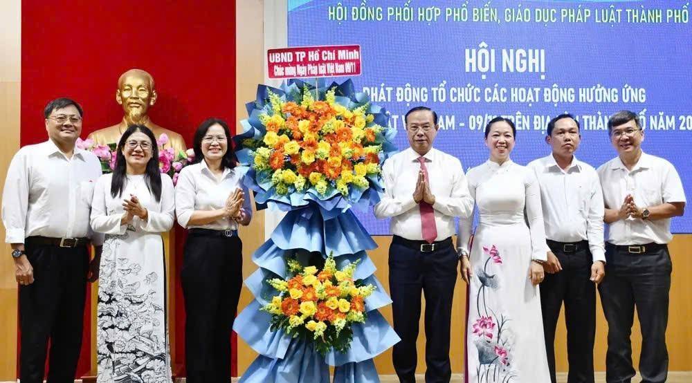 TP.Hồ Chí Minh phát động chuỗi hoạt động hưởng ứng Ngày Pháp luật Việt Nam năm 2025: Lan tỏa tinh thần thượng tôn pháp luật