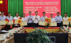 UBND xã Đức Trọng nhận bằng khen vì thành tích xuất sắc trong giải phóng mặt bằng cao tốc Bảo Lộc - Liên Khương