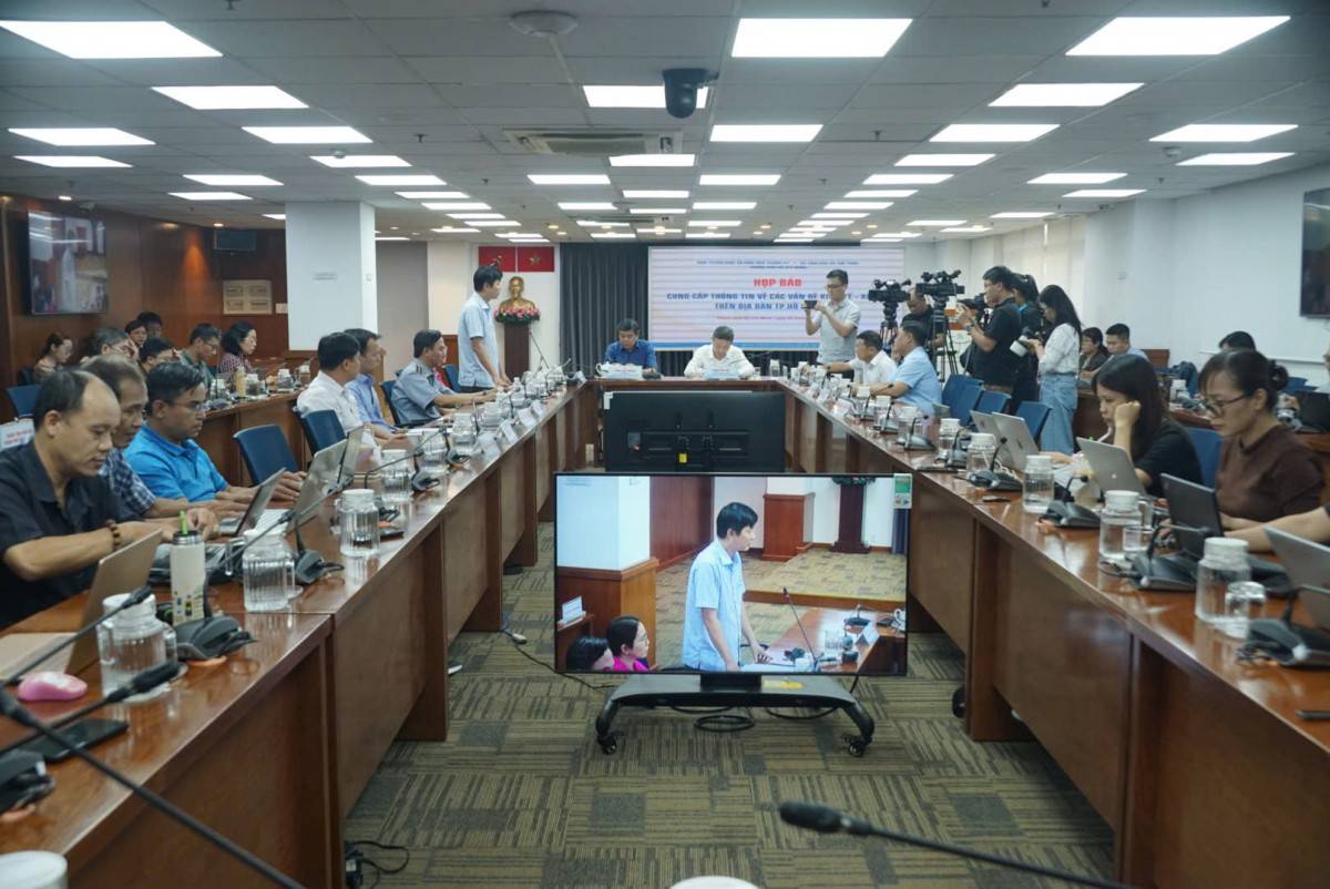 Quang cảnh buổi họp báo diễn ra chiều ngày 06/11/2025.