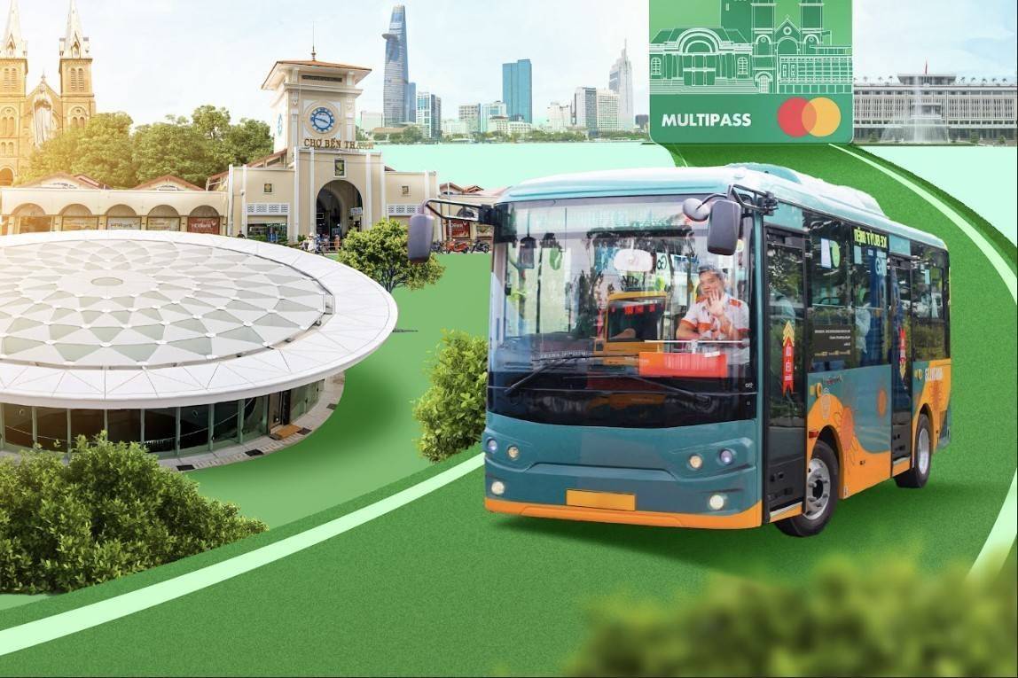 Thành phố Hồ Chí Minh tăng tốc chuyển đổi số trong giao thông công cộng