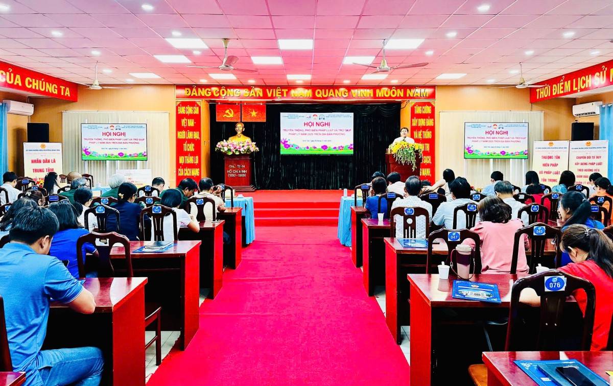 Toàn cảnh Hội nghị