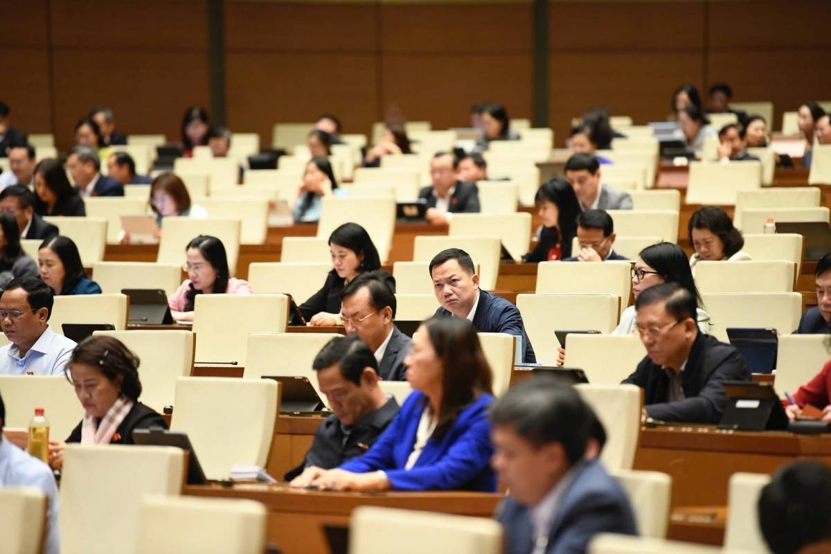 Quốc hội thảo luận nhiều nội dung quan trọng về công tác nhân sự