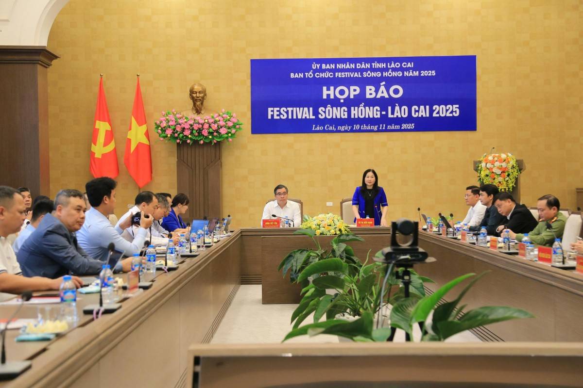Festival Sông Hồng 2025 – Đại tiệc văn hóa vùng Tây Bắc khởi sắc tại Lào Cai