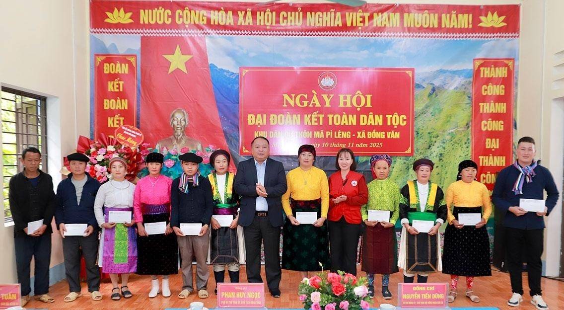 Từ núi đá vôi đến khát vọng đổi thay – Mã Pì Lèng chung sức dựng xây quê hương giàu đẹp