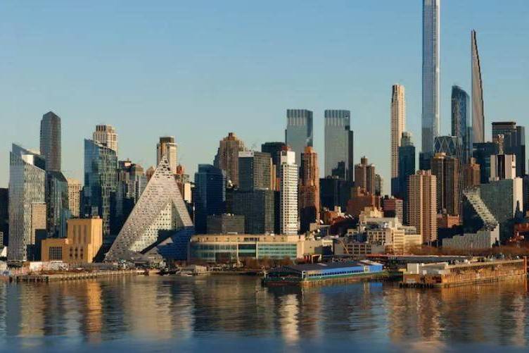 UAE tiếp tục thu hút giới siêu giàu trên thế giới