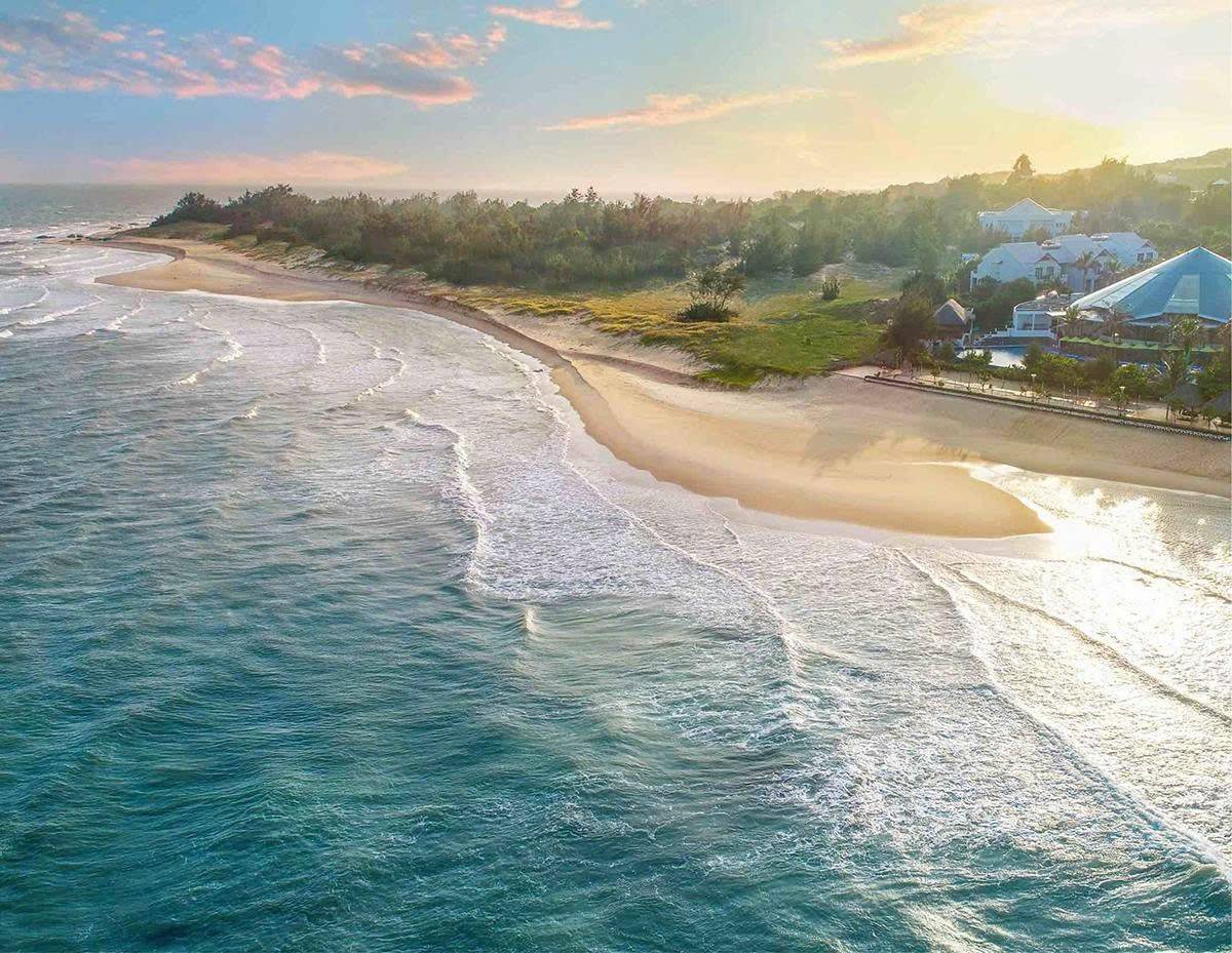 Không chỉ có tiềm năng lớn về du lịch nghỉ dưỡng, Hồ Tràm còn thích hợp phát triển kinh tế biển, thể thao, du lịch...