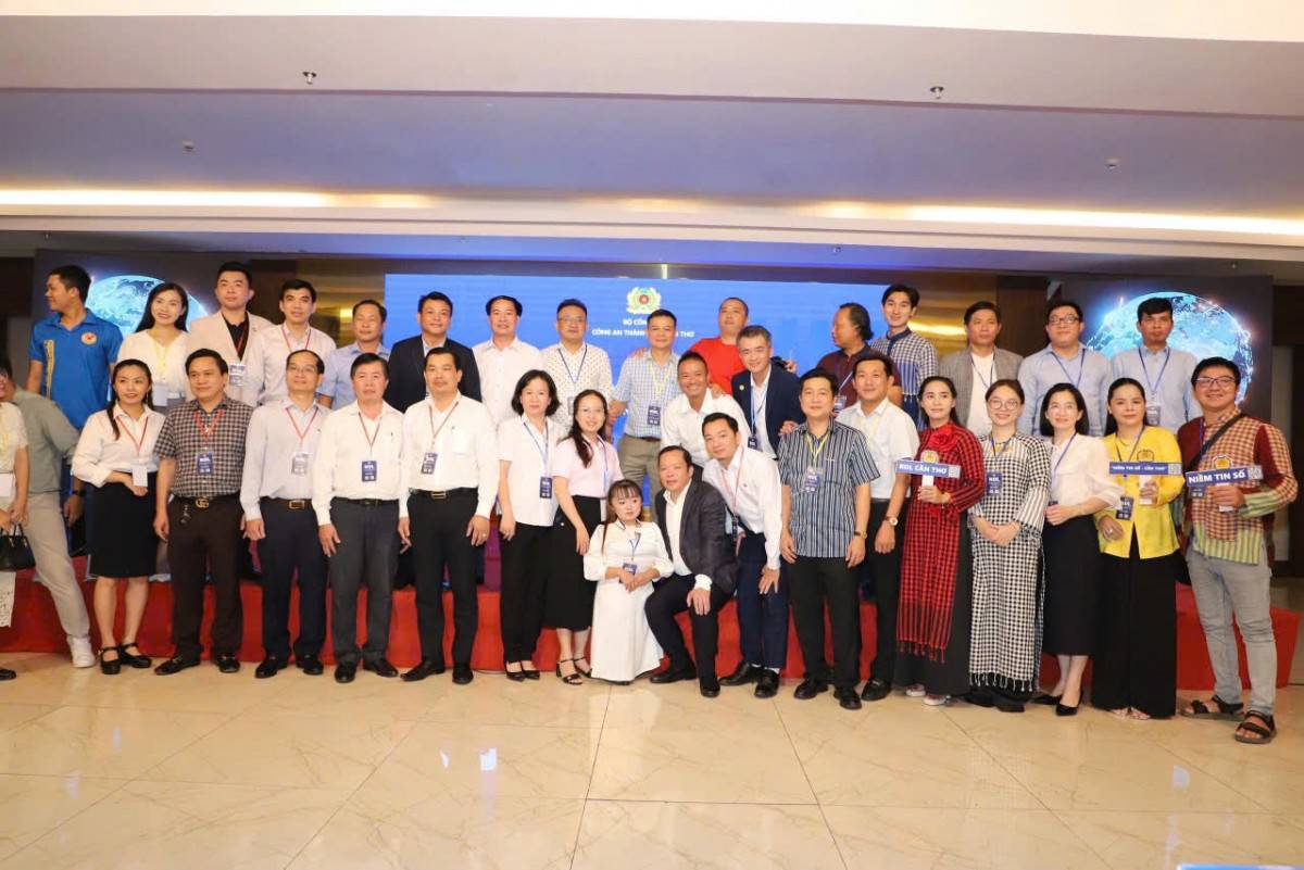 Phát huy vai trò người có ảnh hưởng trên không gian mạng trong quảng bá văn hóa – du lịch Cần Thơ