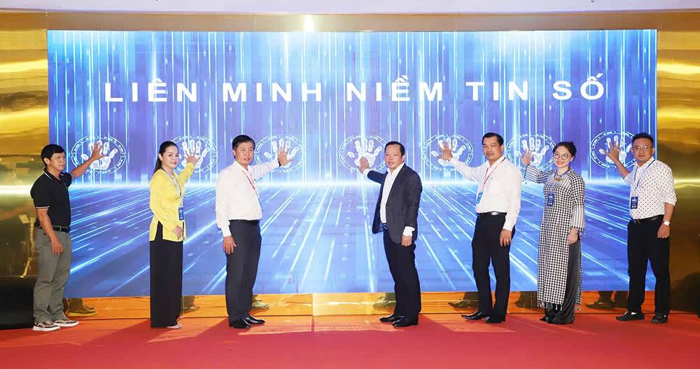 Phát huy vai trò người có ảnh hưởng trên không gian mạng trong quảng bá văn hóa – du lịch Cần Thơ