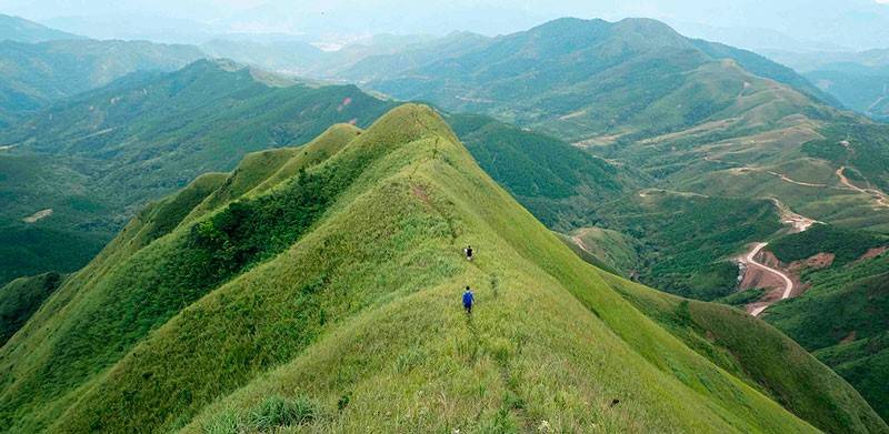 Checkin sống lưng khủng long Bình Liêu hùng vĩ đẹp như mơ