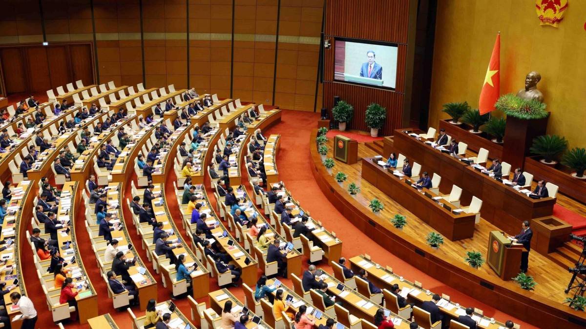 Quốc hội thông qua mục tiêu tăng trưởng GDP năm 2026 từ 10% trở lên