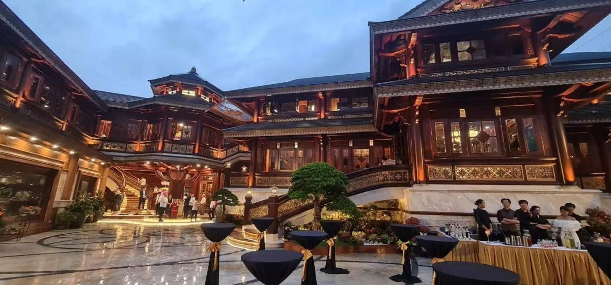 Cảnh sát đồng loạt kiểm tra hệ thống thẩm mỹ viện Mailisa trên toàn quốc