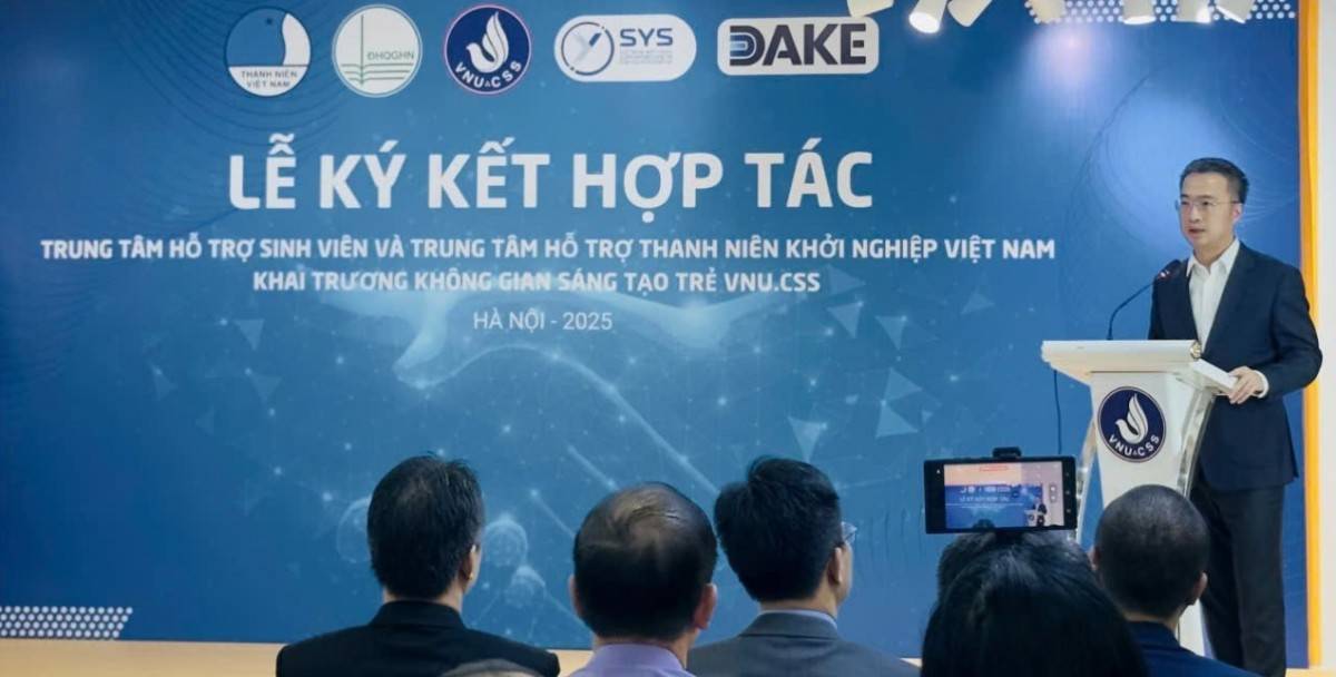 Chú thích ảnh: Ông Nguyễn Tường Lâm, Bí thư Trung ương Đoàn, Chủ tịch Hội Liên hiệp Thanh niên Việt Nam phát biểu chỉ đạo hoạt động của Đề án “Nâng cao năng lực kinh doanh số cho 20 triệu thanh niên Việt Nam”.