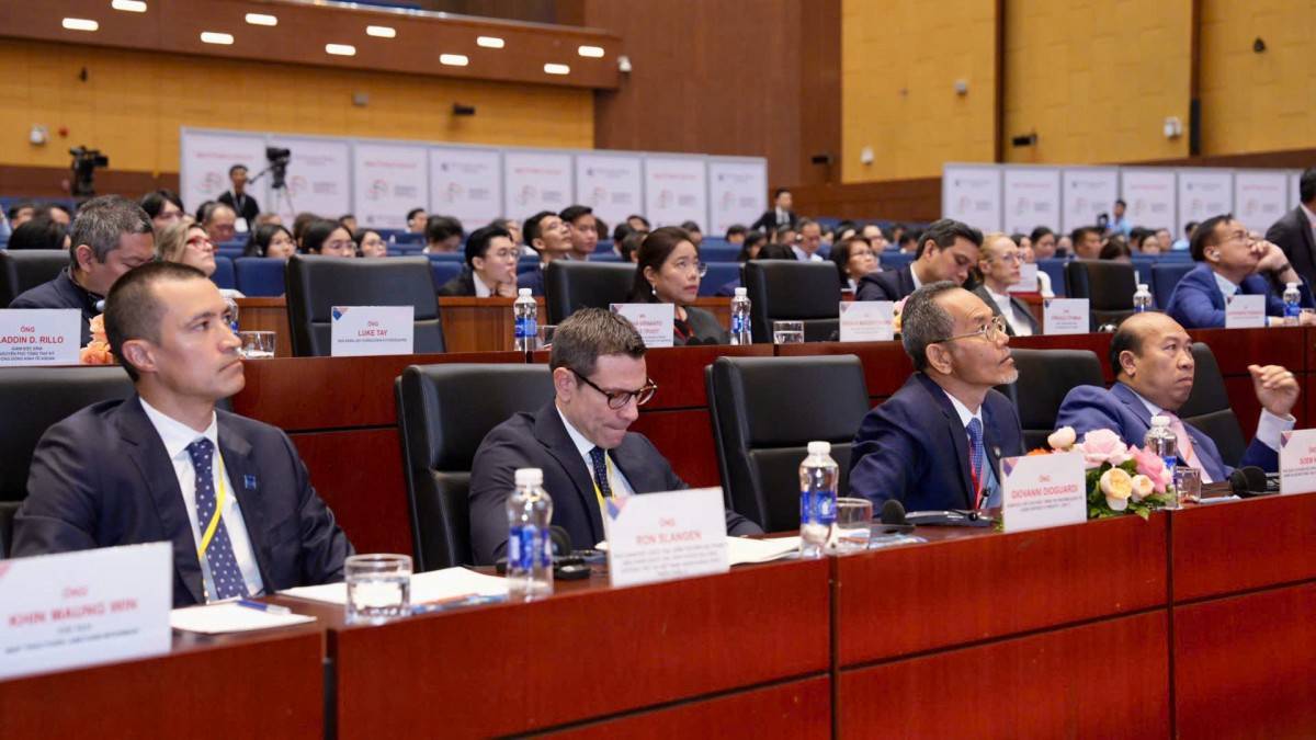  thu hút lãnh đạo cơ quan ngoại giao, các nhà đầu tư, chuyên gia, viện nghiên cứu và Hiệp hội doanh nghiệp từ nhiều quốc gia ASEAN và Italia. 