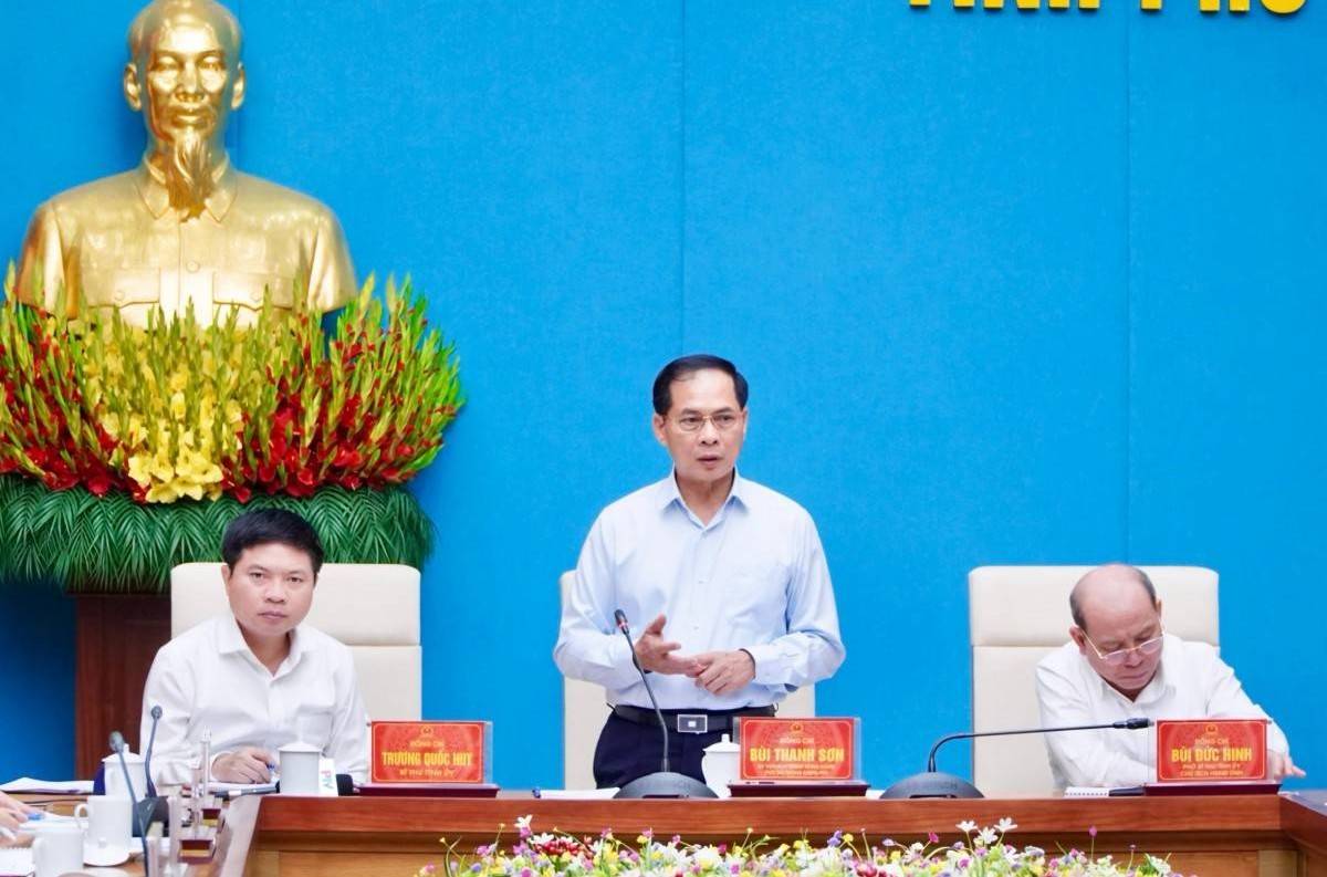 Phó Thủ tướng yêu cầu Phú Thọ đẩy mạnh đầu tư công, kích hoạt động lực tăng trưởng mới