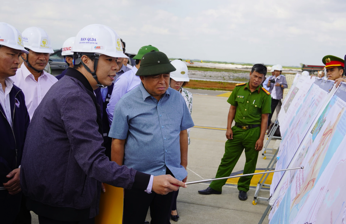 Phó Thủ tướng Nguyễn Chí Dũng kiểm tra loạt dự án trọng điểm tại Quảng Trị