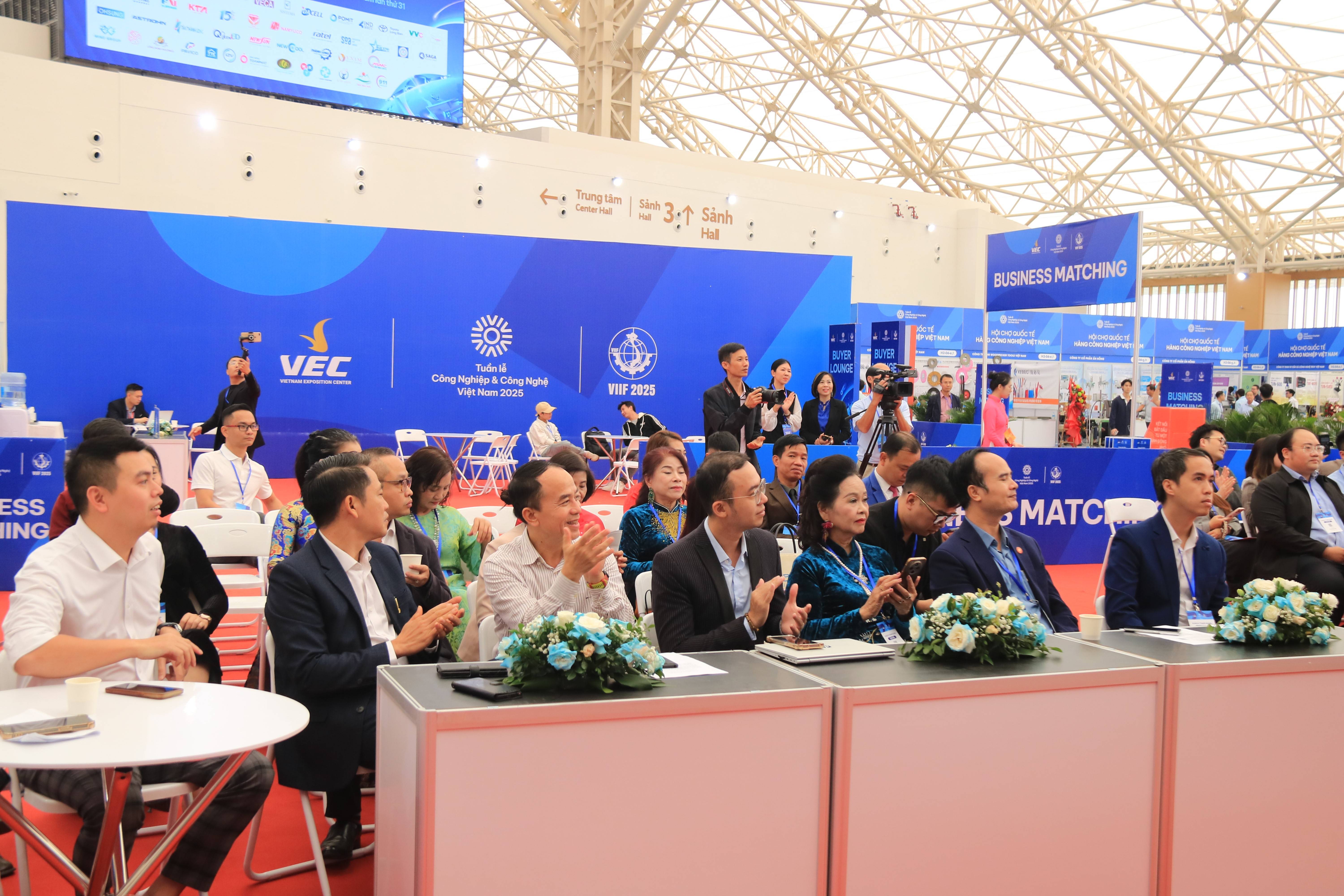 Chuyển đổi số Hiệp hội: Xu hướng công nghệ mới mở rộng năng lực liên kết và triển lãm