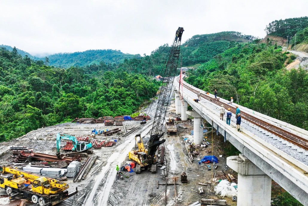 Quảng Trị khẩn trương thi công dự án cải tạo đường sắt qua đèo Khe Nét