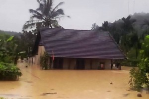 Khắc phục thiệt hại do bão số 13 gây ra chưa xong, Đắk Lắk lại ngập lụt vì mưa lớn