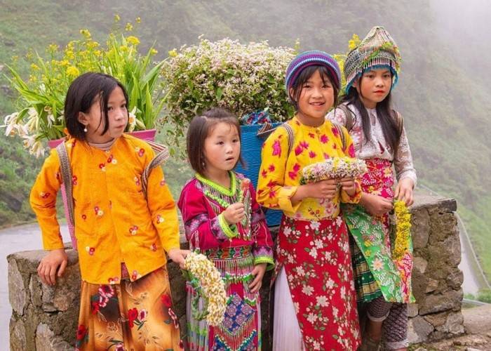 Dốc Thẩm Mã dải đường cong kể chuyện về sức sống miền cực Bắc