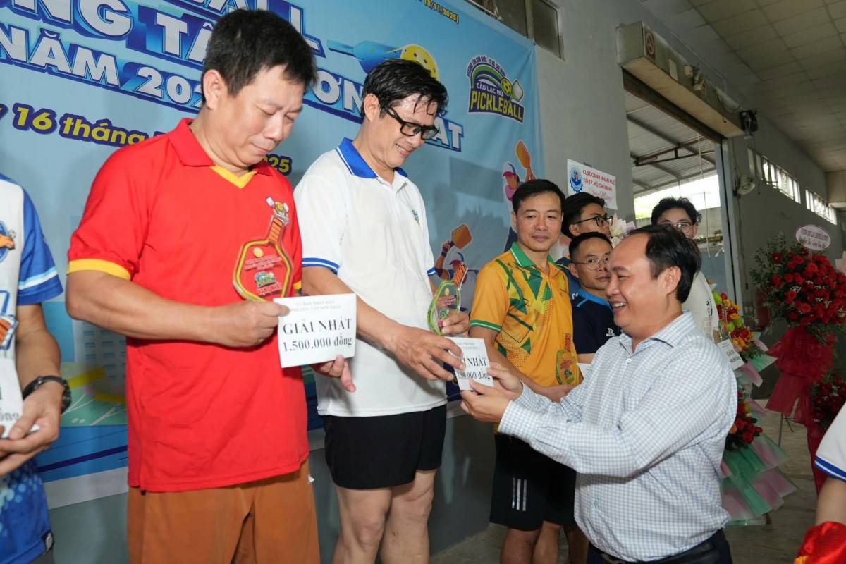 Sau hơn 3 giờ tranh tài sôi nổi, giải đấu đã tìm ra những cặp đôi xuất sắc nhất. 