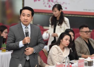 Doanh nghiệp vàng khốn đốn vì thiếu nguồn cung và rủi ro pháp lý