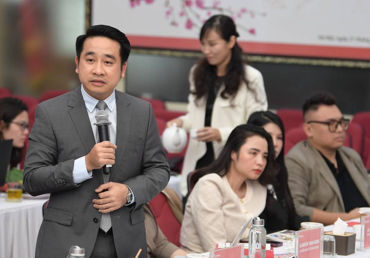 Doanh nghiệp vàng khốn đốn vì thiếu nguồn cung và rủi ro pháp lý