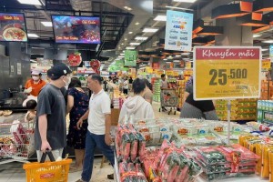 TP. Hồ Chí Minh mở rộng mùa khuyến mại cuối năm, giảm giá đến 80%