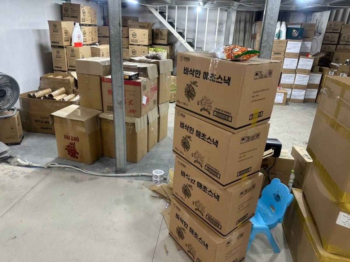 TP.HCM: Một tháng kiểm tra xử lý hơn 300 vụ vi phạm về buôn lậu và gian lận thương mại