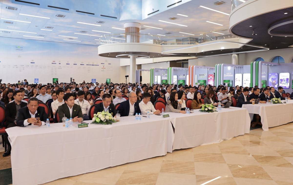 NOVAGROUP thu hút gần 1000 ứng viên tại hội thảo nhân tài