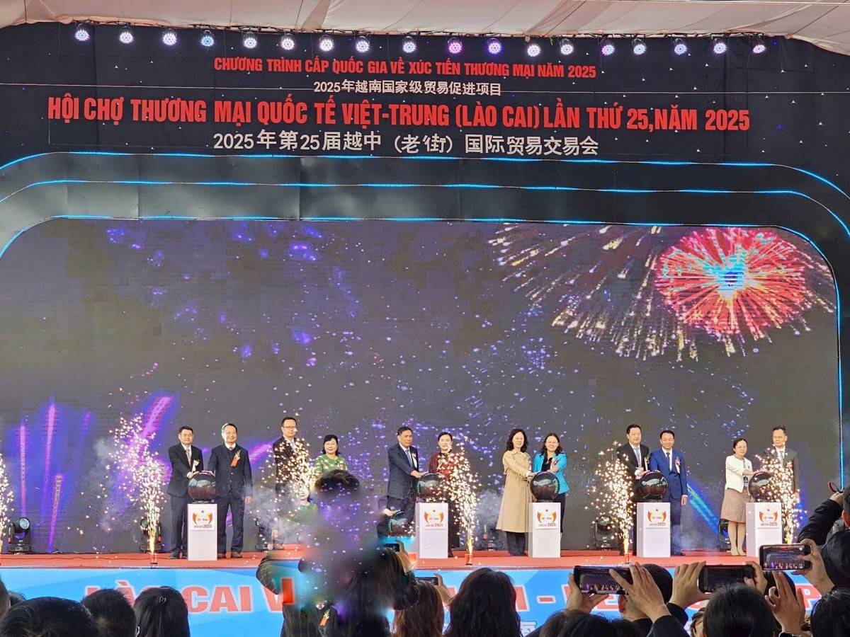 Khai mạc Hội chợ Thương mại Quốc tế Việt – Trung 2025 tại Lào Cai: Kết nối, mở rộng cơ hội giao thương