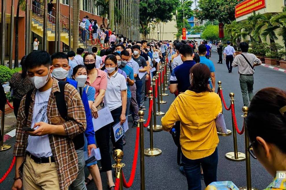 Bộ Xây dựng yêu cầu giãn thời gian tiếp nhận hồ sơ nhà ở xã hội khi quá tải