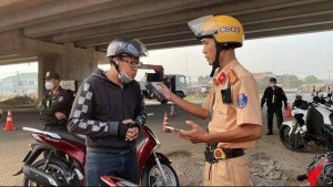 TP. Hồ Chí Minh nỗ lực kéo giảm tai nạn giao thông nhưng “điểm nóng” vi phạm vẫn chưa hạ nhiệt
