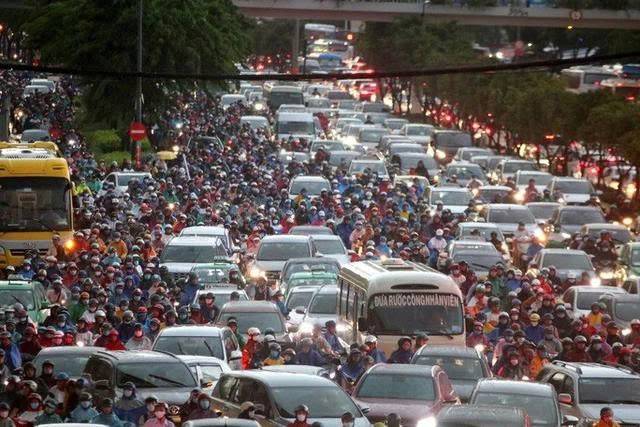 áp lực hạ tầng đô thị tiếp tục gia tăng nhanh 