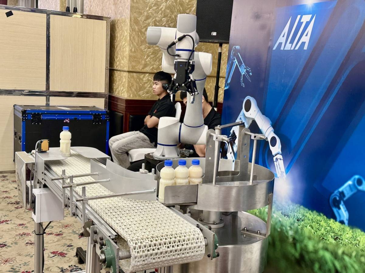 AI mở ra “làn sóng mới” cho chuyển đổi kép của doanh nghiệp nhỏ và vừa