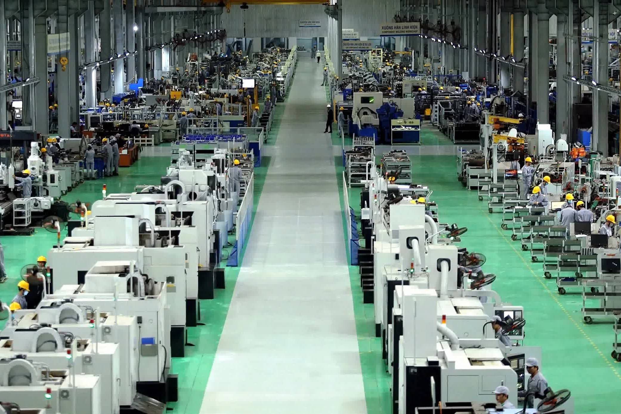 Hoàn thiện luật để chặn công nghệ lạc hậu, thúc đẩy tự chủ công nghệ chiến lược