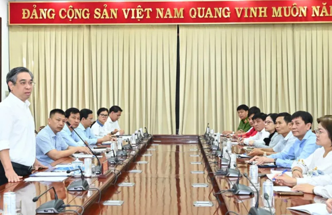 Sáng 22/11: Đoàn công tác TP.HCM khẩn cấp đến cứu trợ, giúp đỡ tỉnh Khánh Hòa khắc phục thiên tai