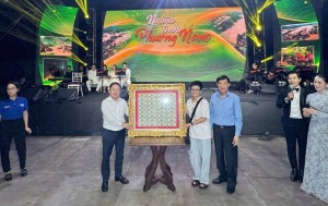 Đêm nhạc thiện nguyện "Nghĩa tình phương Nam 2025” hỗ trợ đồng bào miền Trung