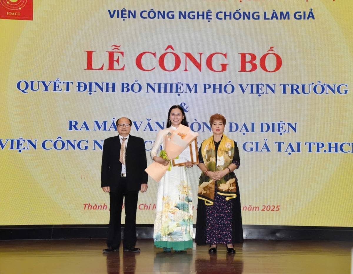 bổ nhiệm Thạc sĩ Nguyễn Hoàng Tiến giữ chức Phó Viện trưởng