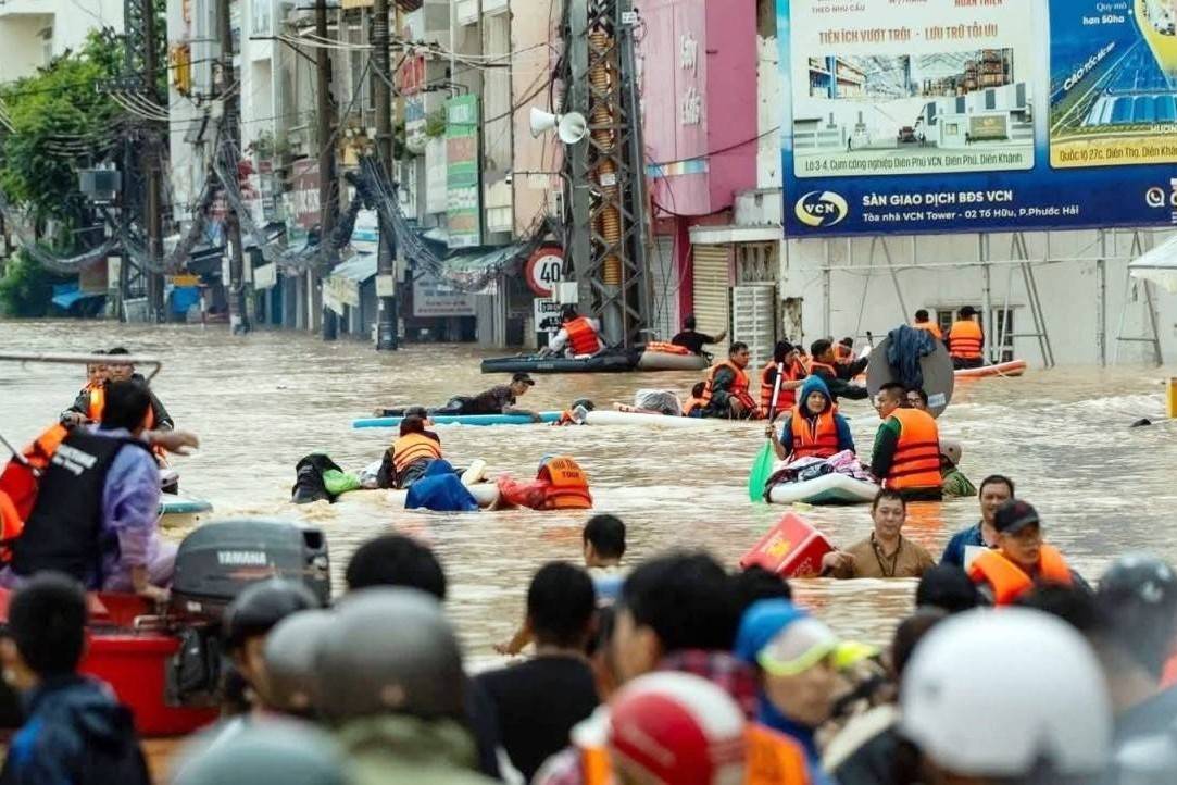 Thủ tướng Chính phủ chỉ đạo đẩy mạnh sản xuất kinh doanh để bù đắp thiệt hại nặng nề do bão lũ